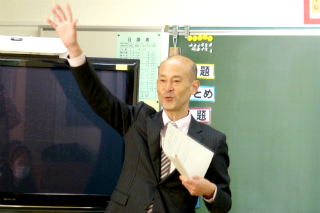 梅田誠 租税副委員長