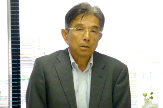 高橋伸治 委員長