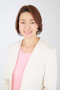 中島加誉子氏