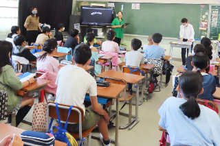 早田小学校