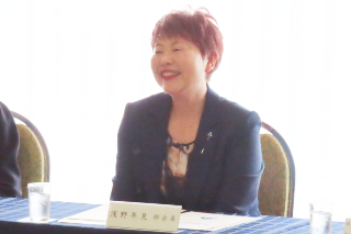 浅野年見 部会長