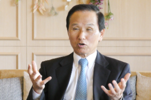尾関守弘 副会長