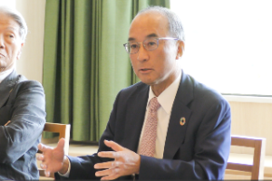 松野守男 共益委員長