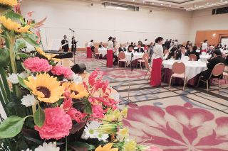 懇親会