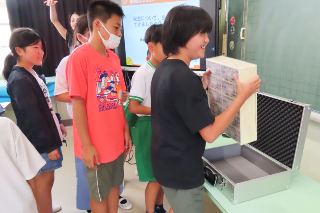 早田小学校