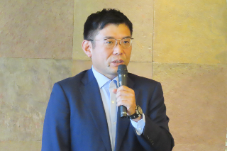 篠田修司 部会長