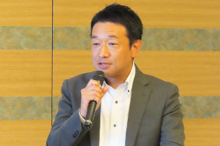 高橋克郎 副部会長
