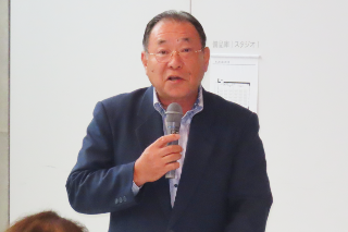 臼井潔 委員長 臼井潔 委員長